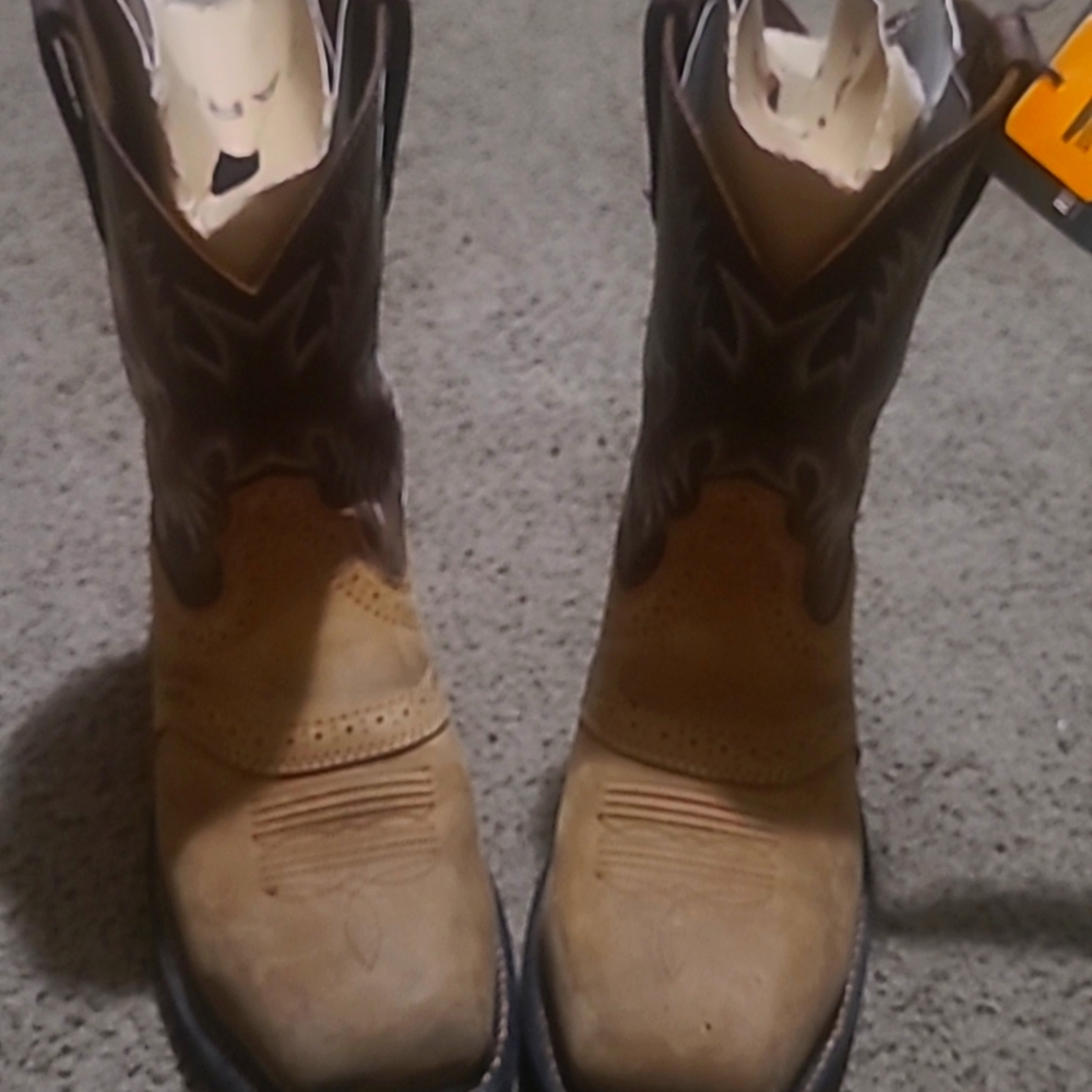 Sierra Wide Square Toe Steel Toe Work Boot